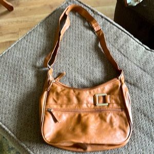 No name, medium almost a reddish brown,  purse